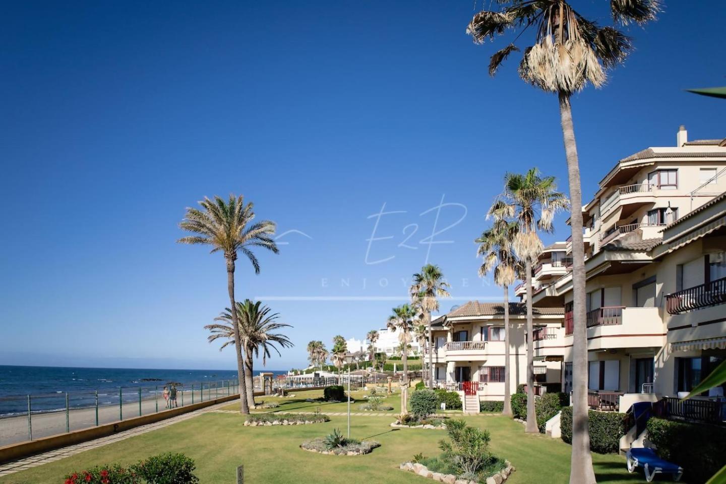 Sitio de CalahondaEnjoy2Rent Lubina Del Sol Mijasアパートメント エクステリア 写真